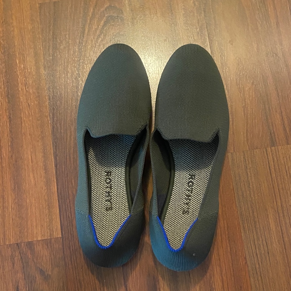 Rothy's women olive green loafer